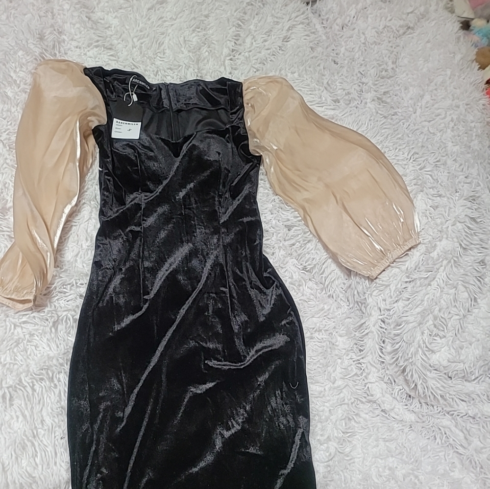 Dress - Picture 3 of 3